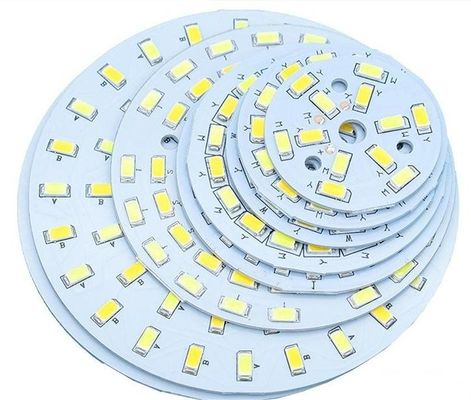 Buon prezzo 1.5 mm Assemblaggio SMT PCB a base di alluminio con conduttività termica da 1,0 a 3,0 W/mK in linea