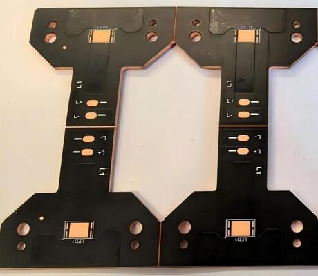 Buon prezzo 1 strato di rame con maschera di saldatura nera per applicazioni di illuminazione PCB in linea